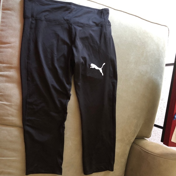 PUMA LEGGINGS CROP LOGO SZ. XL BLACK WHITE NWT'S - Picture 1 of 4